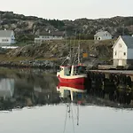 9 Person In Utsira-by Traum