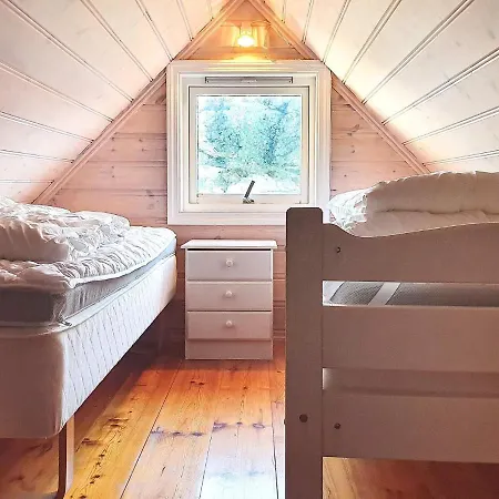 Holiday home Four-bedroom In
