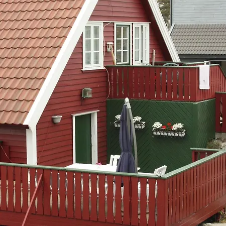 9 Person In Utsira-by Traum * Utsira