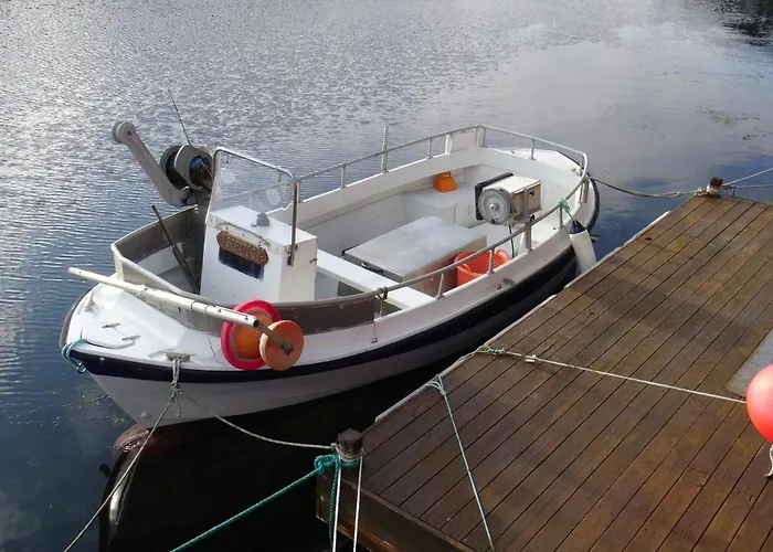 9 Person In Utsira-by Traum *